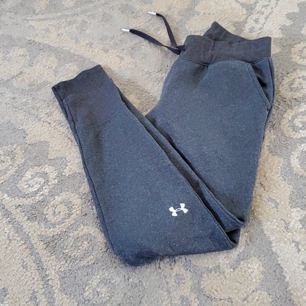 Under Armor joggers Size SM